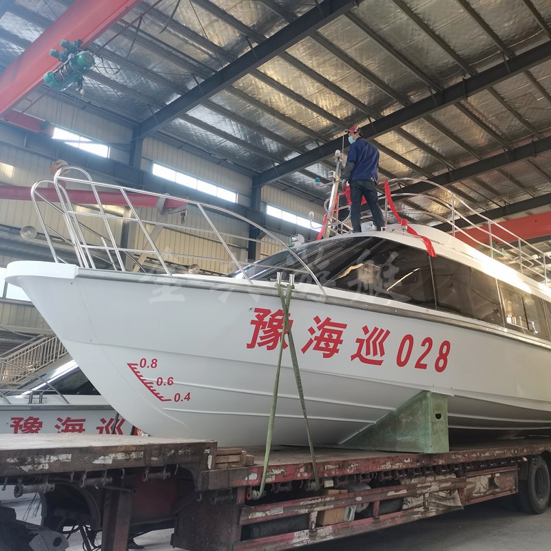 廠家供應(yīng)玻璃鋼客船，巡邏艇，交通艇，公務(wù)接待艇，觀光艇，游艇